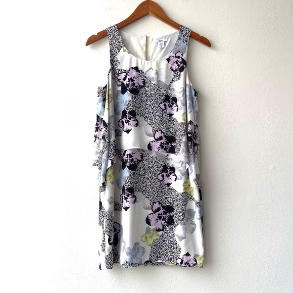 🛑SOLD BAR III Watercolor Floral Layered Shift Dress - Picture 5 of 10
